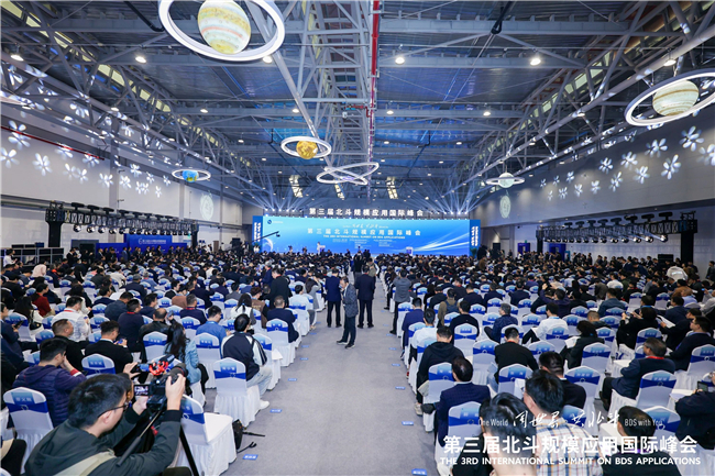 球客岛-专业足球角逐直播实时足球比分数据分析平台