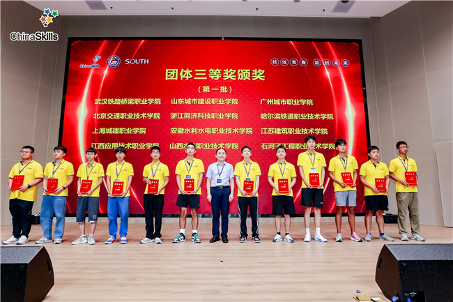 球客岛-专业足球角逐直播实时足球比分数据分析平台