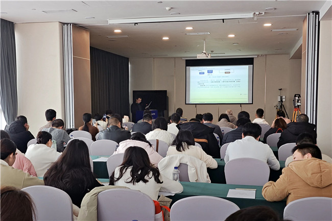 球客岛-专业足球角逐直播实时足球比分数据分析平台