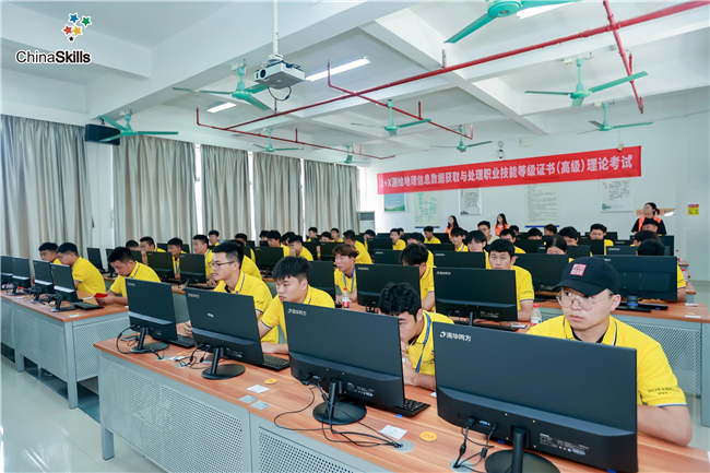 球客岛-专业足球角逐直播实时足球比分数据分析平台