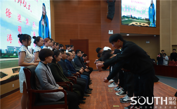 球客岛-专业足球角逐直播实时足球比分数据分析平台