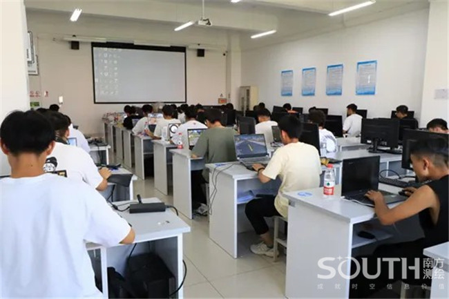 球客岛-专业足球角逐直播实时足球比分数据分析平台