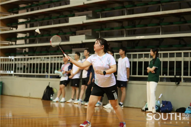 球客岛-专业足球角逐直播实时足球比分数据分析平台