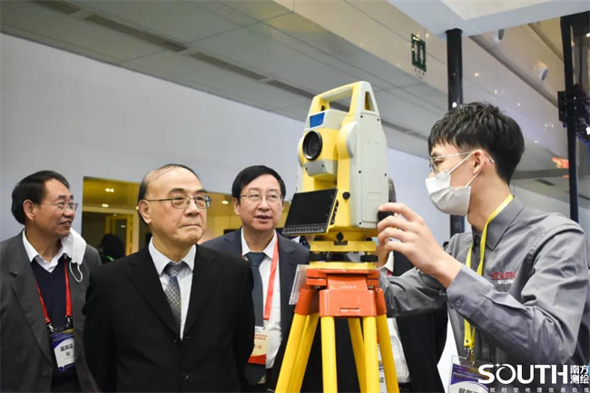 球客岛-专业足球角逐直播实时足球比分数据分析平台