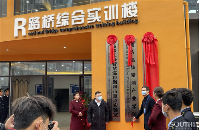 球客岛-专业足球角逐直播实时足球比分数据分析平台