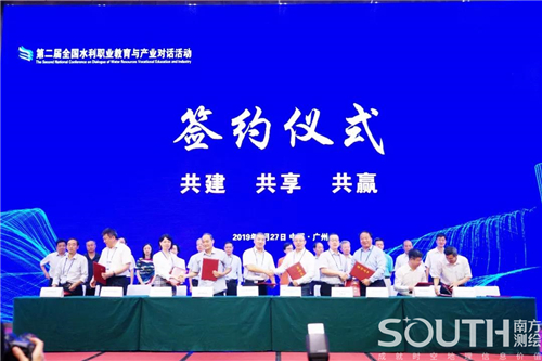 球客岛-专业足球角逐直播实时足球比分数据分析平台